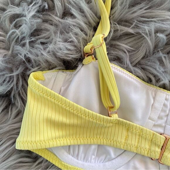 Xhilaration Bandeau Bikini Top, 32 B - Picture 5 of 8